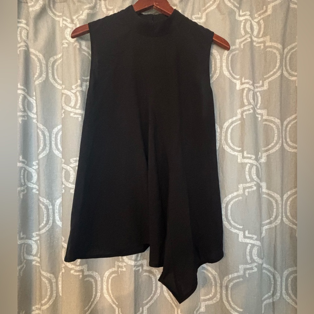 French Connection Black Sleeveless Asymmetrical Hem Top size medium